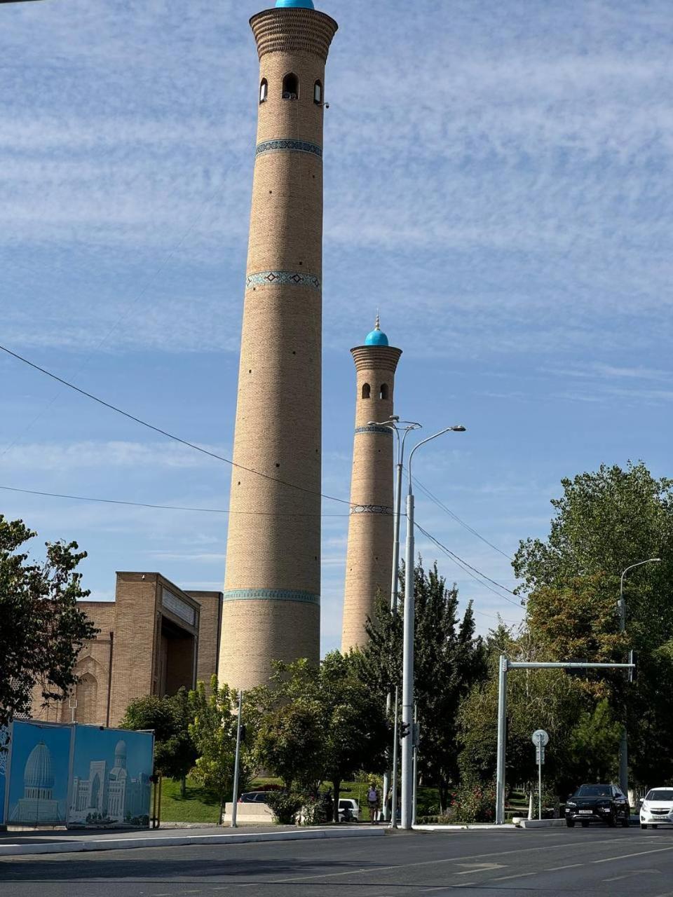 Abay Street- Tashkent City Center Exteriör bild